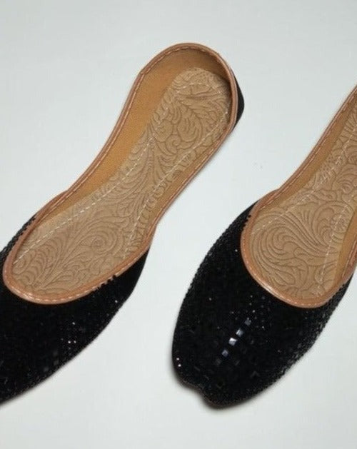 Women's PU Fancy Embroidered Black Khussa - Jutishop.pk