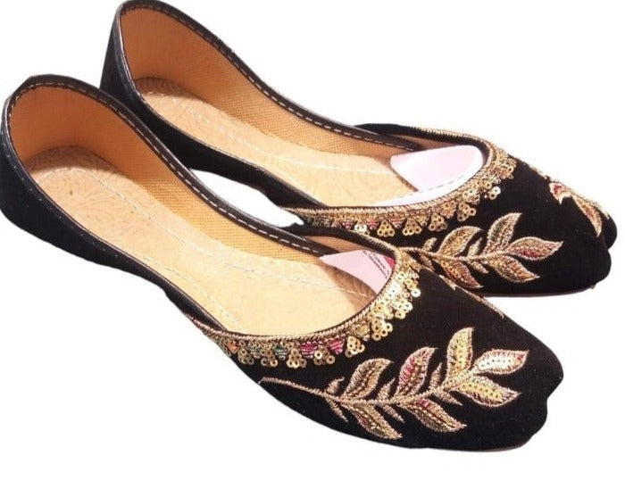 Women's Velvet Fancy Embroidered Black-Golden Khussa - Jutishop.pk